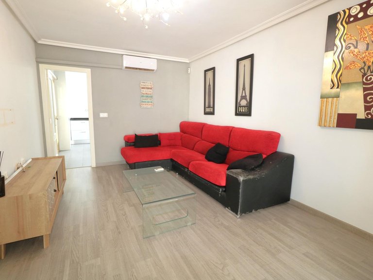 Apartment for Sale in Torrevieja, Alicante, 3