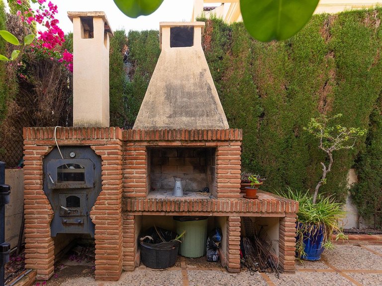 Villa for Sale in Torrevieja, Alicante, 10