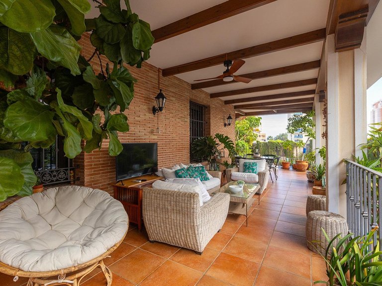 Villa for Sale in Torrevieja, Alicante, 11