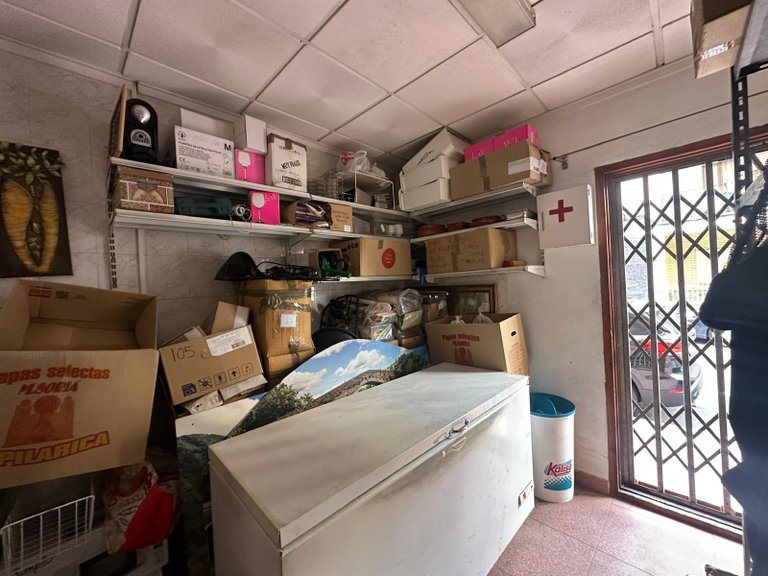 Commercial for Sale in Torrevieja, Alicante, 10