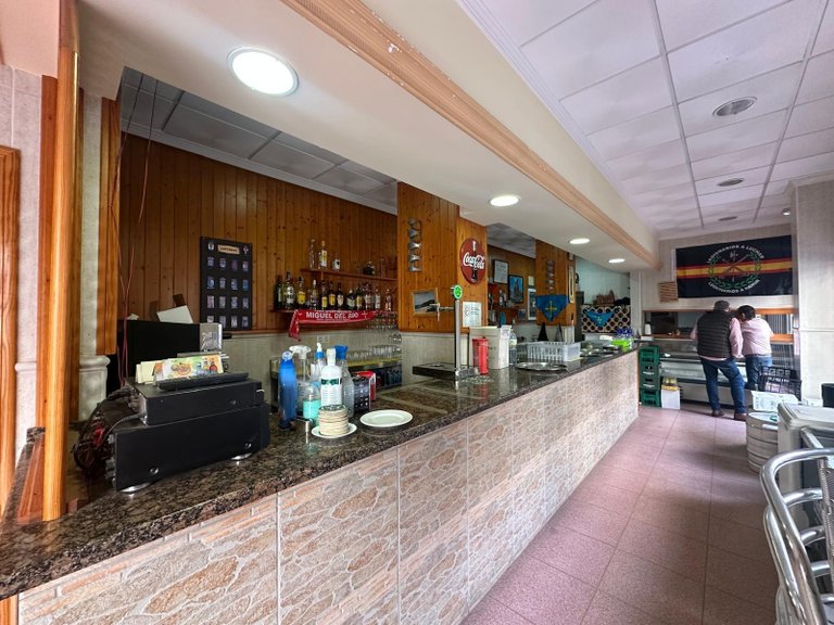 Commercial for Sale in Torrevieja, Alicante, 3