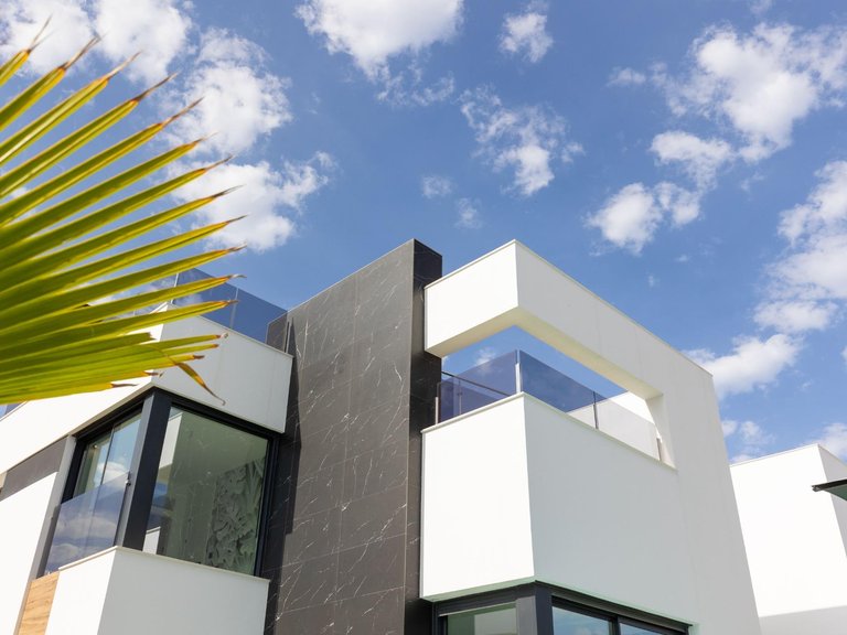 Villa for Sale in Torrevieja, Alicante, 25