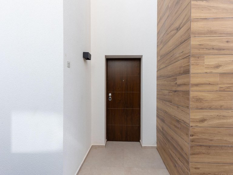 Villa for Sale in Torrevieja, Alicante, 28