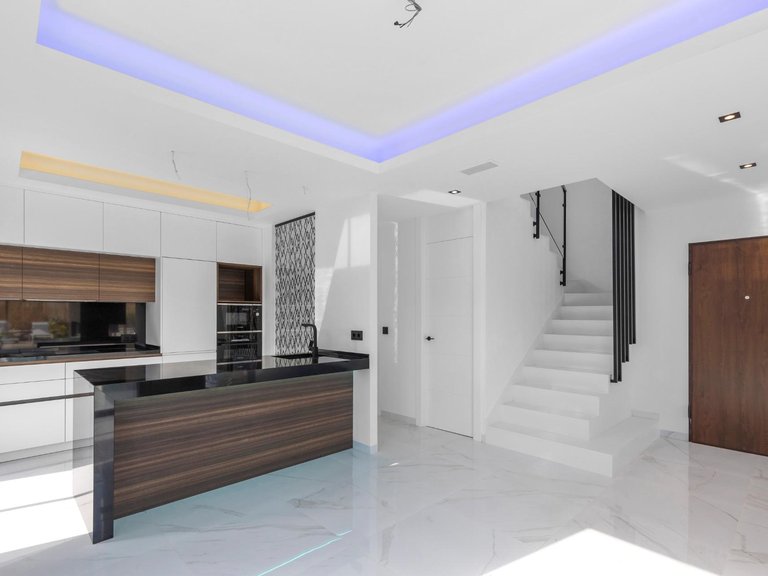 Villa for Sale in Torrevieja, Alicante, 44