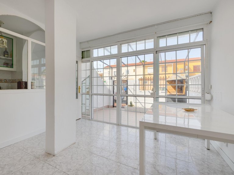Villa for Sale in Torrevieja, Alicante, 14