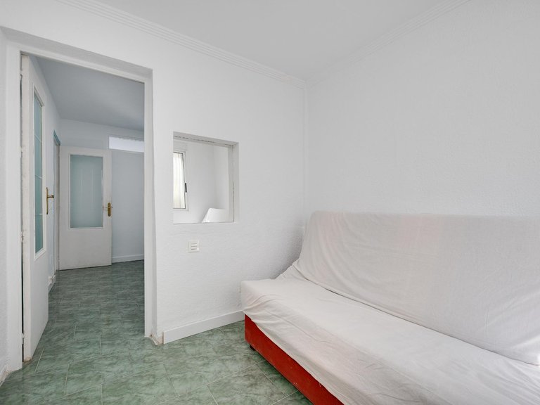 Villa for Sale in Torrevieja, Alicante, 23