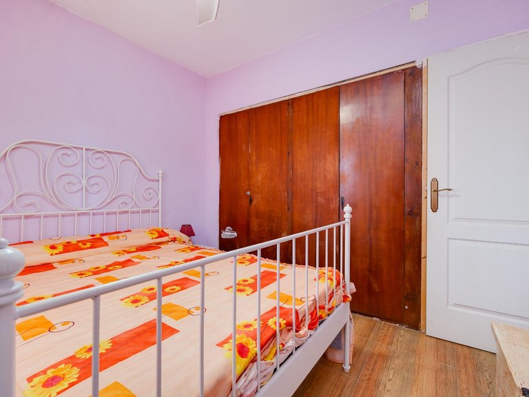 Villa for Sale in Torrevieja, Alicante, 18