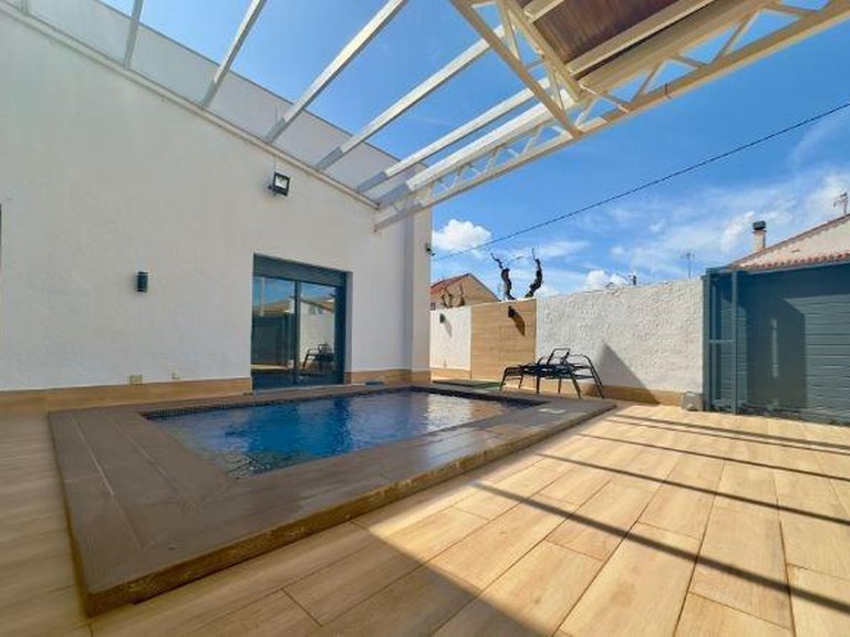 Villa for Sale in Costa Blanca Pilar De La Horadada, Alicante 5