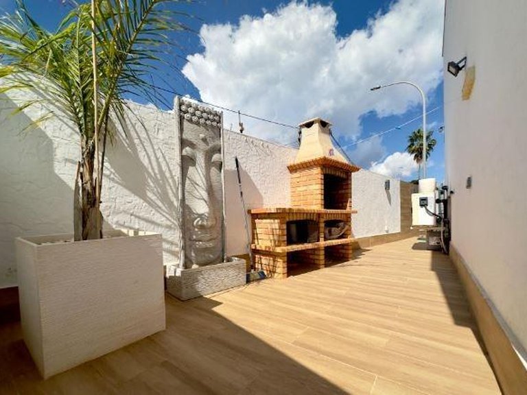 Villa for Sale in Costa Blanca Pilar De La Horadada, Alicante 7