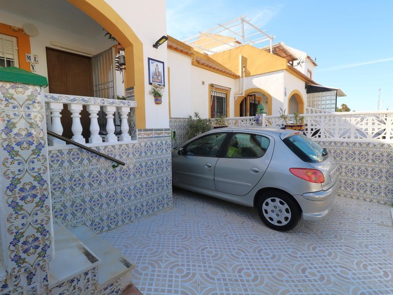 Villa for Sale in Torrevieja, Alicante, 5
