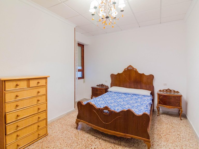 Apartment for Sale in Torrevieja, Alicante, 13