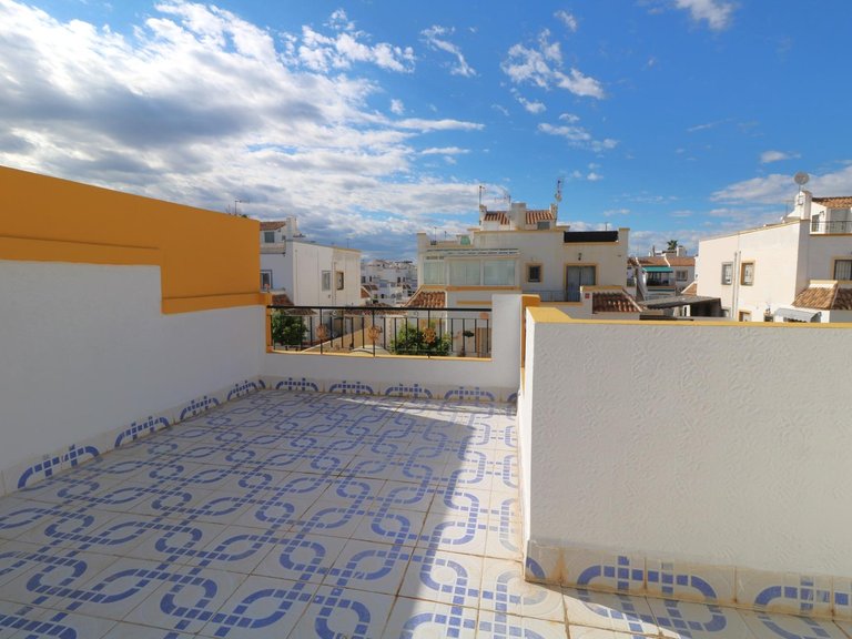 Villa for Sale in Torrevieja, Alicante, 29