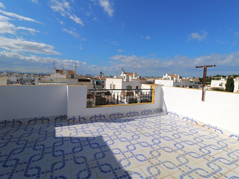 Villa for Sale in Torrevieja, Alicante, 31