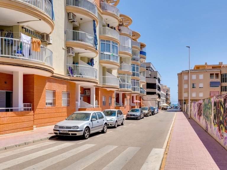 Apartment for Sale in Torrevieja, Alicante 23