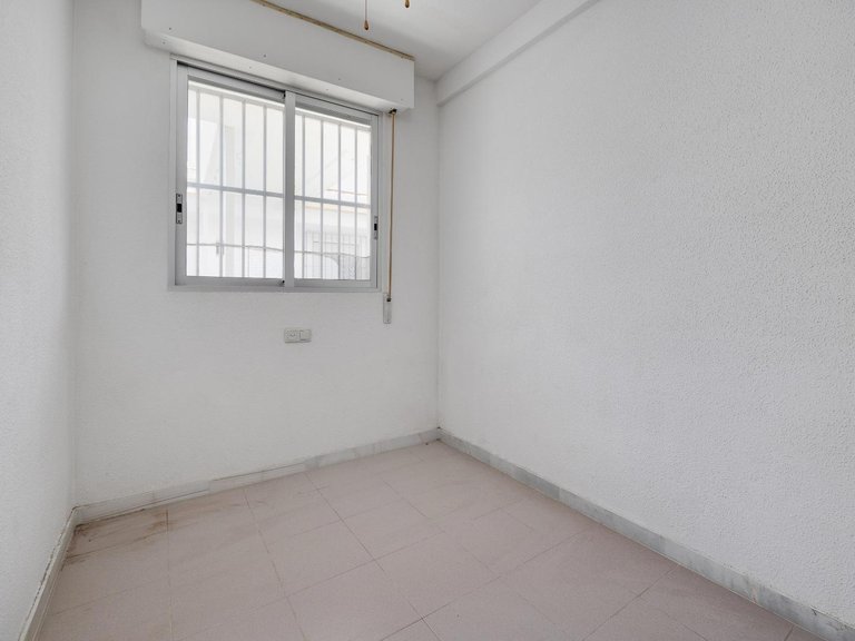 Apartment for Sale in Torrevieja, Alicante 7