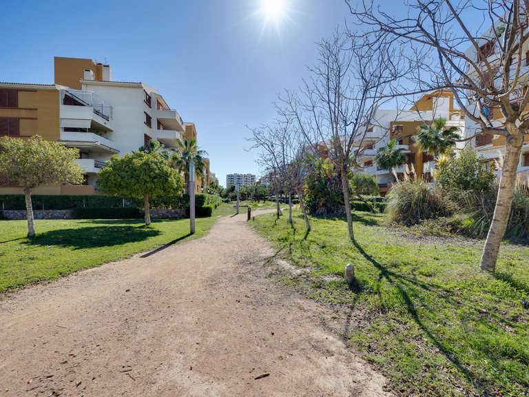 Apartment for Sale in Torrevieja, Alicante 39
