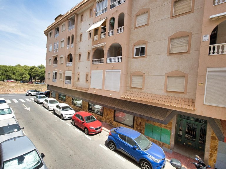 Apartment for Sale in Torrevieja, Alicante 13