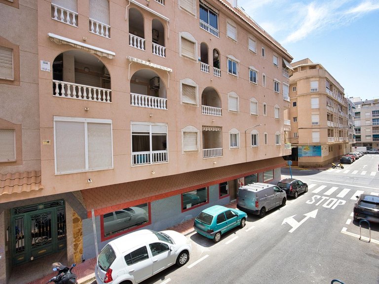 Apartment for Sale in Torrevieja, Alicante 2