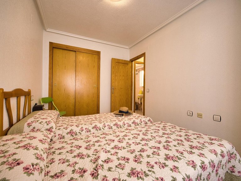 Apartment for Sale in Torrevieja, Alicante 22