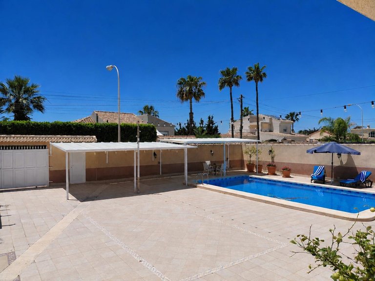 Villa for Sale in Torrevieja, Alicante 34