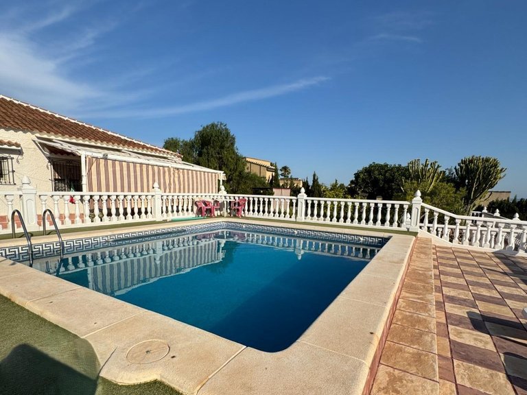 Villa for Sale in Inland Albatera, Alicante 23