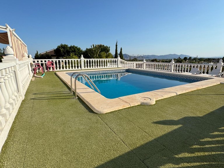 Villa for Sale in Inland Albatera, Alicante 24