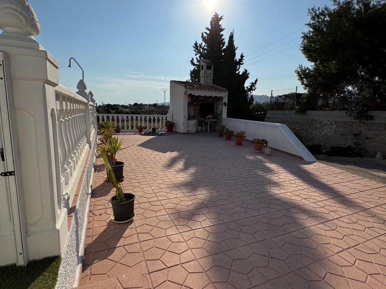 Villa for Sale in Inland Albatera, Alicante 33
