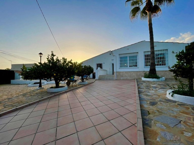 Villa for Sale in Costa Blanca Benidorm, Alicante 17