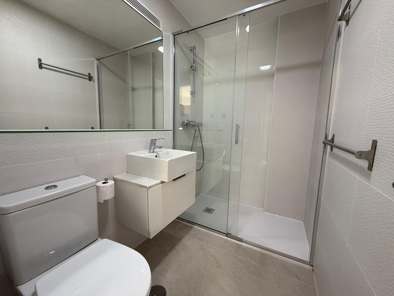 Apartment for Sale in Costa Blanca Benidorm, Alicante 12