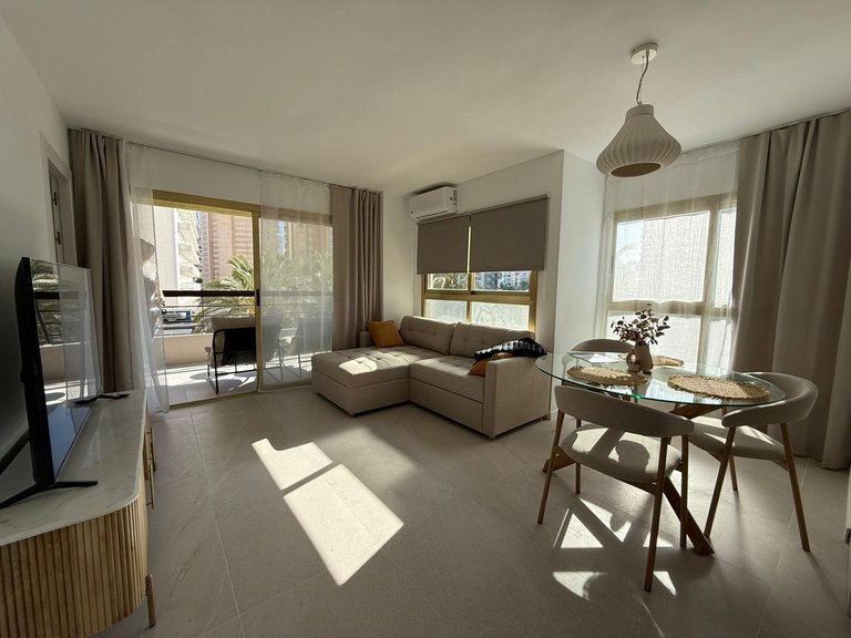 Apartment for Sale in Costa Blanca Benidorm, Alicante 4
