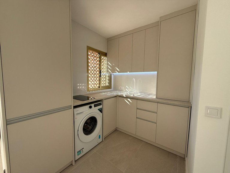 Apartment for Sale in Costa Blanca Benidorm, Alicante 6
