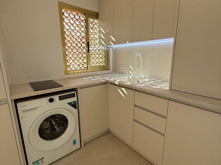 Apartment for Sale in Costa Blanca Benidorm, Alicante 7
