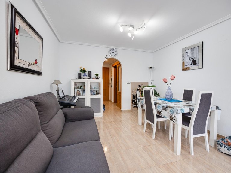 Apartment for Sale in Estacion de autobuses, Torrevieja, Alicante 10