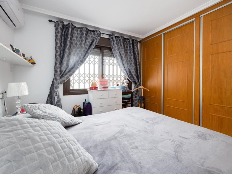 Apartment for Sale in Estacion de autobuses, Torrevieja, Alicante 15