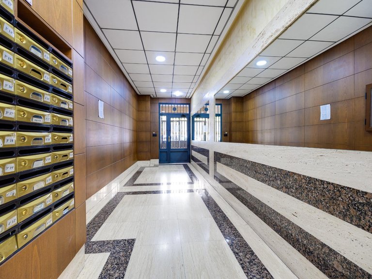 Apartment for Sale in Estacion de autobuses, Torrevieja, Alicante 30