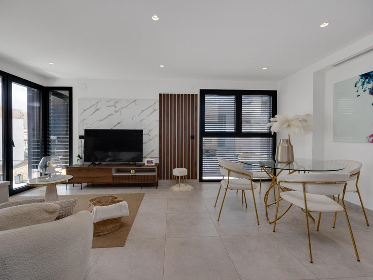 Apartment for Sale in Centro, Torrevieja, Alicante 2