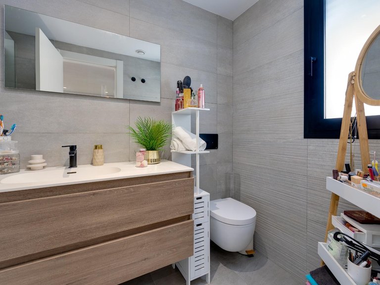 Apartment for Sale in Centro, Torrevieja, Alicante 24