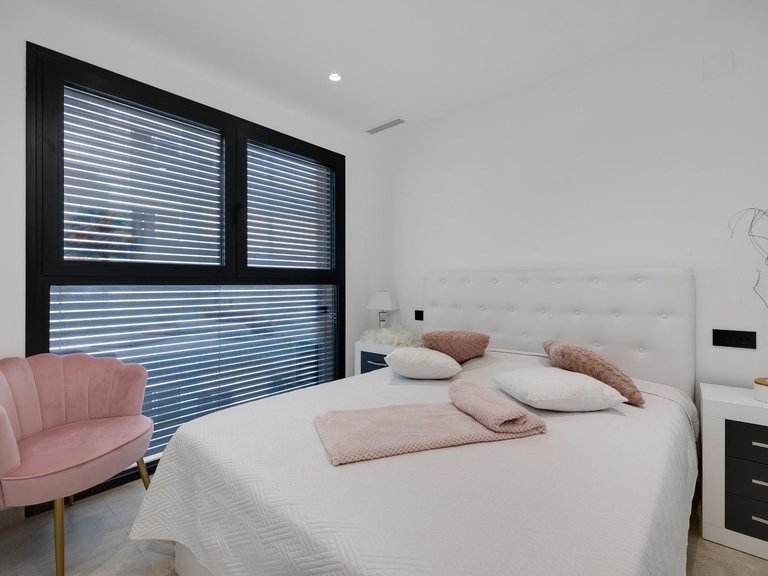 Apartment for Sale in Centro, Torrevieja, Alicante 29