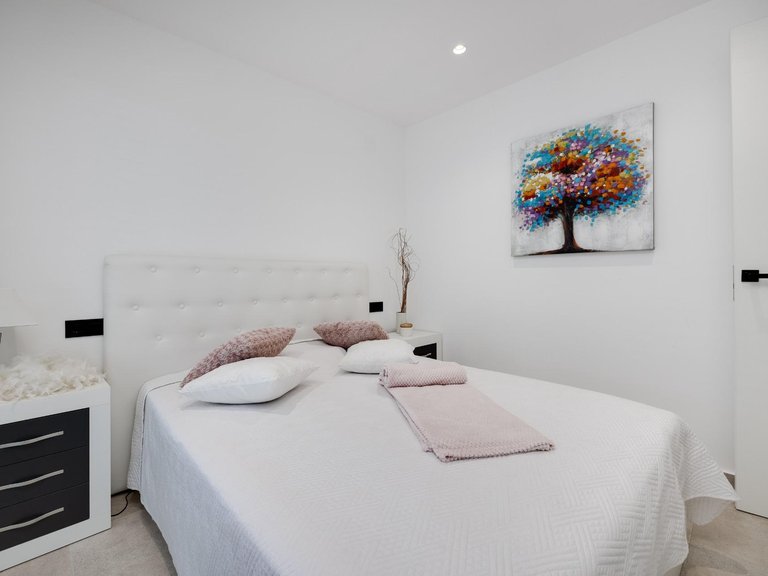 Apartment for Sale in Centro, Torrevieja, Alicante 30