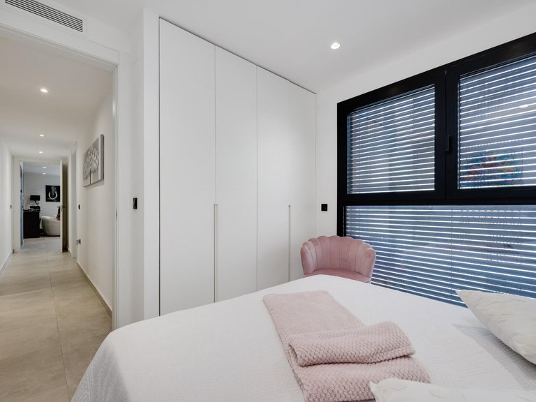 Apartment for Sale in Centro, Torrevieja, Alicante 31