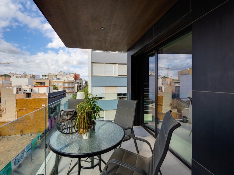 Apartment for Sale in Centro, Torrevieja, Alicante 8