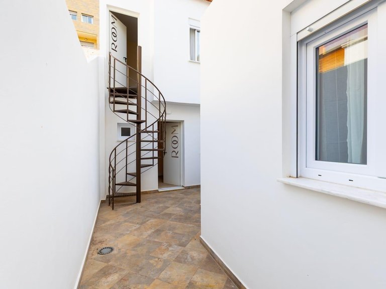 Apartment for Sale in Centro - Muelle Pesquero, Torrevieja, Alicante 15