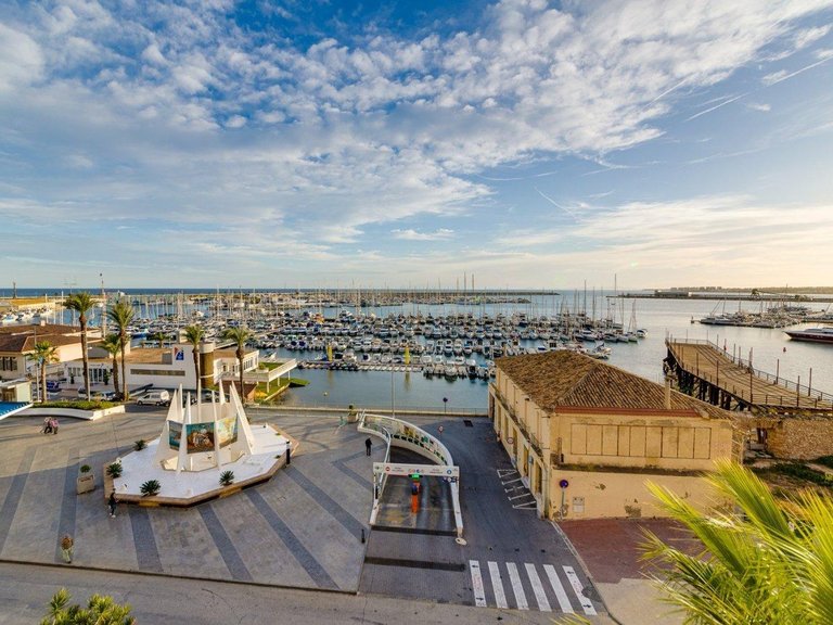 Apartment for Sale in Centro - Muelle Pesquero, Torrevieja, Alicante 23