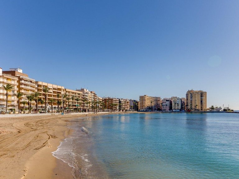Apartment for Sale in Centro - Muelle Pesquero, Torrevieja, Alicante 26