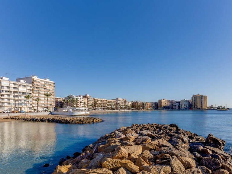 Apartment for Sale in Centro - Muelle Pesquero, Torrevieja, Alicante 28