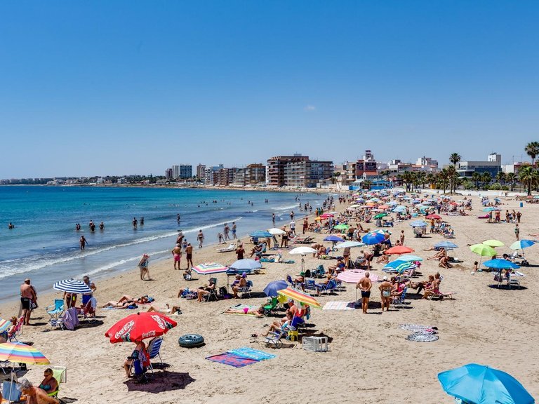 Apartment for Sale in Centro - Muelle Pesquero, Torrevieja, Alicante 32