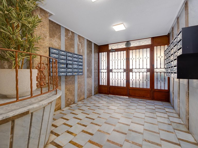 Penthouse for Sale in Playa de los Naufragos, Torrevieja, Alicante 33