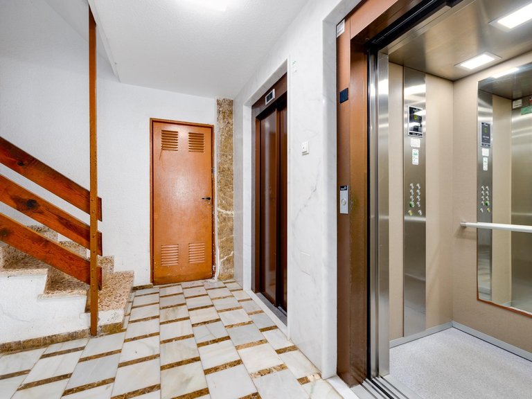 Penthouse for Sale in Playa de los Naufragos, Torrevieja, Alicante 34