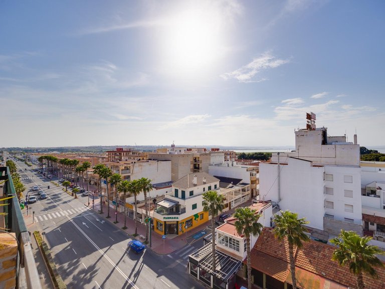 Penthouse for Sale in Playa de los Naufragos, Torrevieja, Alicante 26