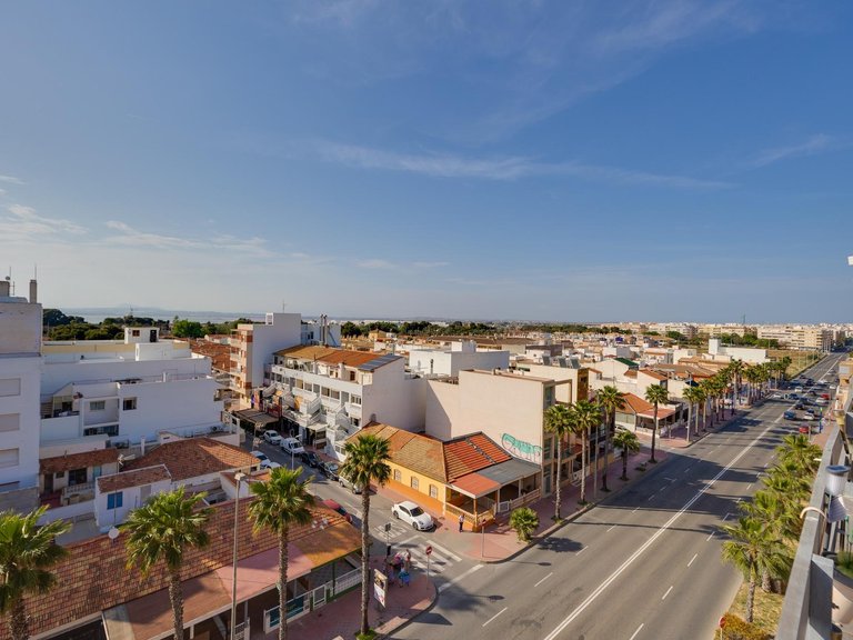 Penthouse for Sale in Playa de los Naufragos, Torrevieja, Alicante 27